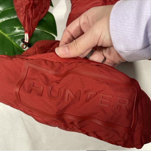 NIB‎ $55 Hunter [ Medium 5-7 US ] Chelsea Down Insulated Boot Socks Military Red - Picture 8 of 13